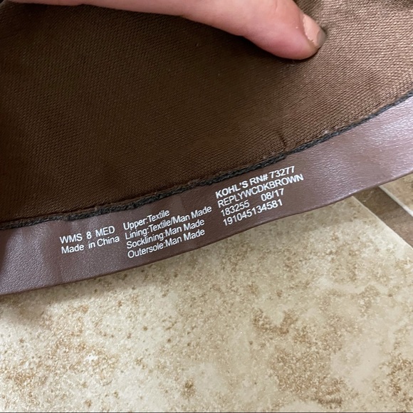 Boots - Picture 5 of 8